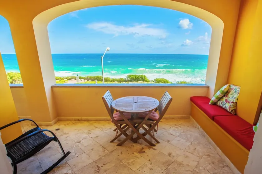Luxury two bedroom ocean front condo at Isla 33 - Image 1