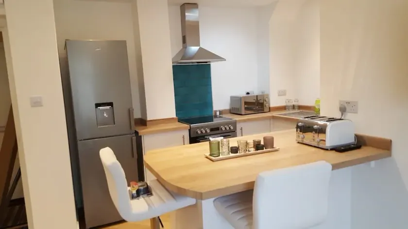 Fabulous Sidmouth apartment with sea peeps - Image 1