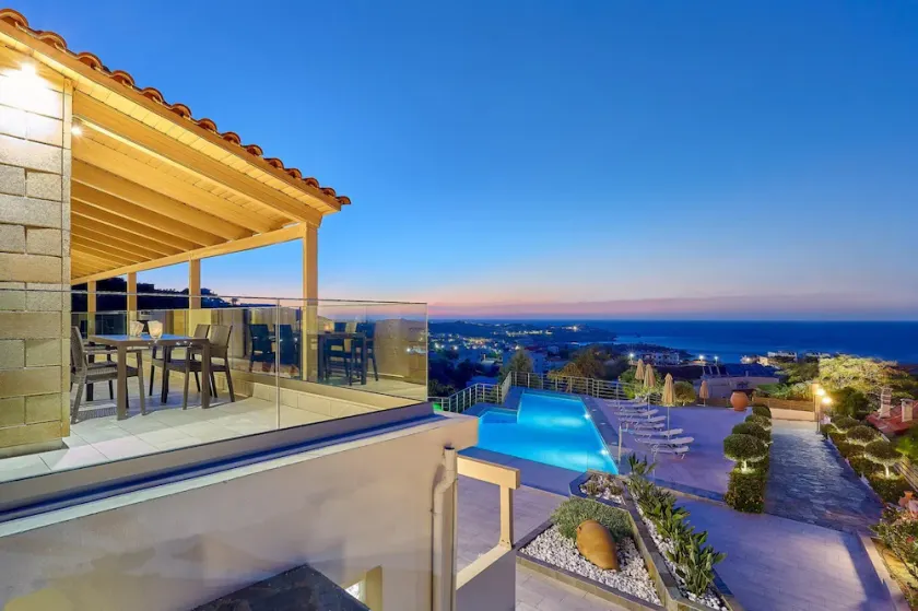 Bright Family Apartment With Shared Pool RU - Image 1