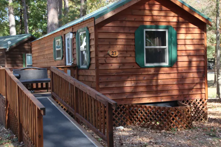 Cozy Cabin #27 walking distance to KY Lake and GREAT fishing - Camden TN. - Image 1
