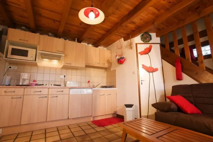 Summer and winter seasonal rental, Saturday to Saturday during school vacations - Image 1