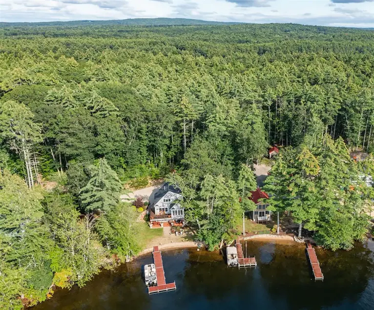 Owl House Limit 8 3 Bedroom Home by RedAwning - Image 1
