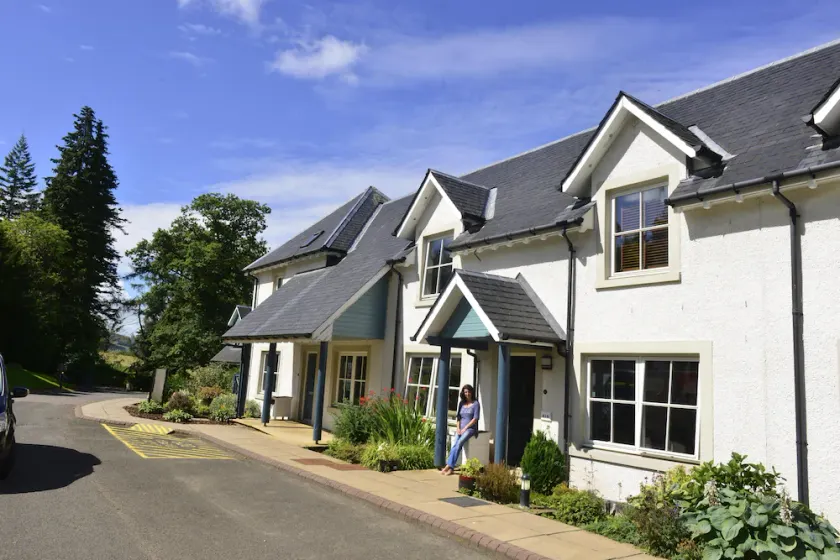 Lujo Scottish Holiday Lodge con hotel, centro de ocio gratuito, piscina y spa - Image 1