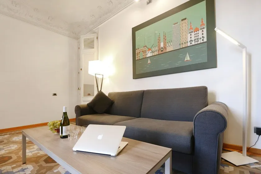 Central Barcelona! Perfect for big groups! - Image 1