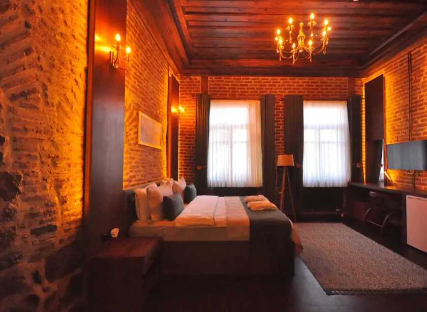 Mihman Konak Hotel - Image 1