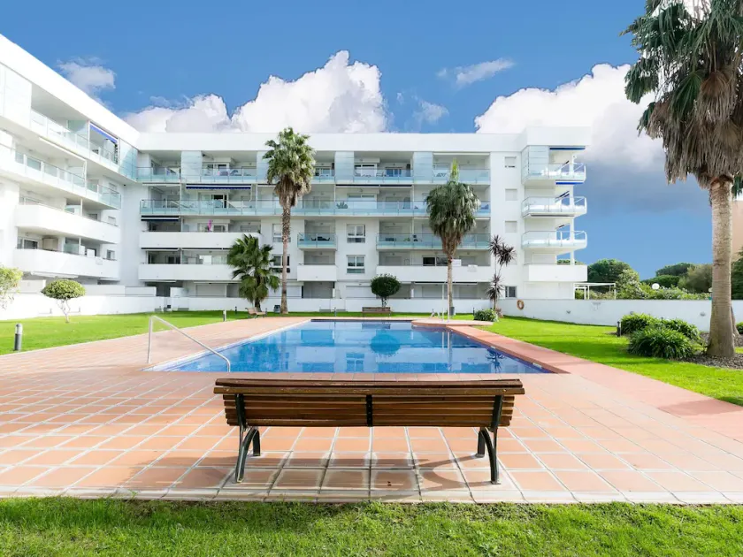 Charming Family Apartment in Santa Margarita: Pool, Parking, Near Beach and Shops - Image 1