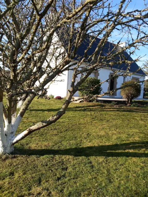 Family home with large garden 5 minutes from the ocean. - Image 1