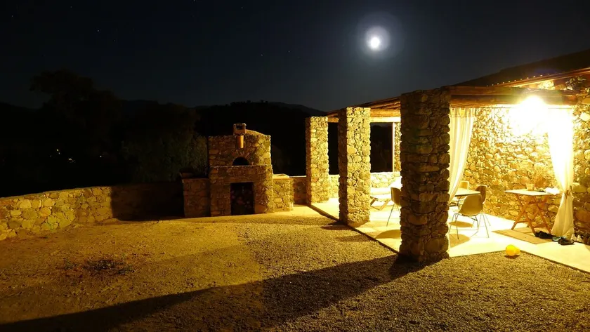 LA CASA DE PIEDRA CORSE DEL CENTRO DE ALBARELLA CERCA DE ASCO GORGES - Image 1