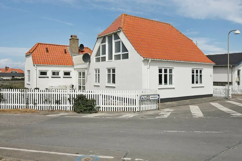 9 Person Holiday Home in Lemvig - Image 1