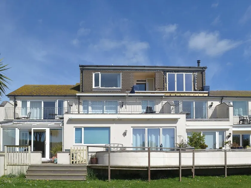 1 bedroom accommodation in Bigbury-on-Sea - Image 1
