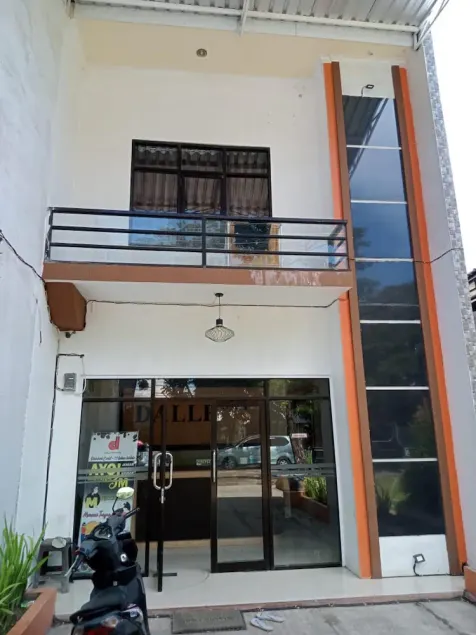 Hotel O Penginapan Laota Syariah Near Rumah Sakit Islam Faisal Makassar - Image 1