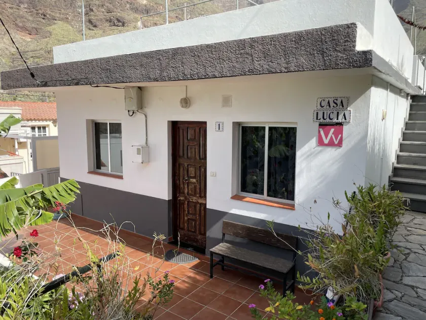 Maison de vacances dans le village, sur la route principale, avec Wi-Fi - Image 1