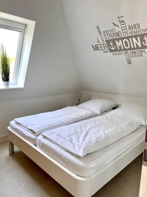 Modern attic apartment in the Bad district - Image 1