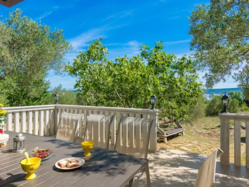 Vacation home Tea by Interhome - Image 1
