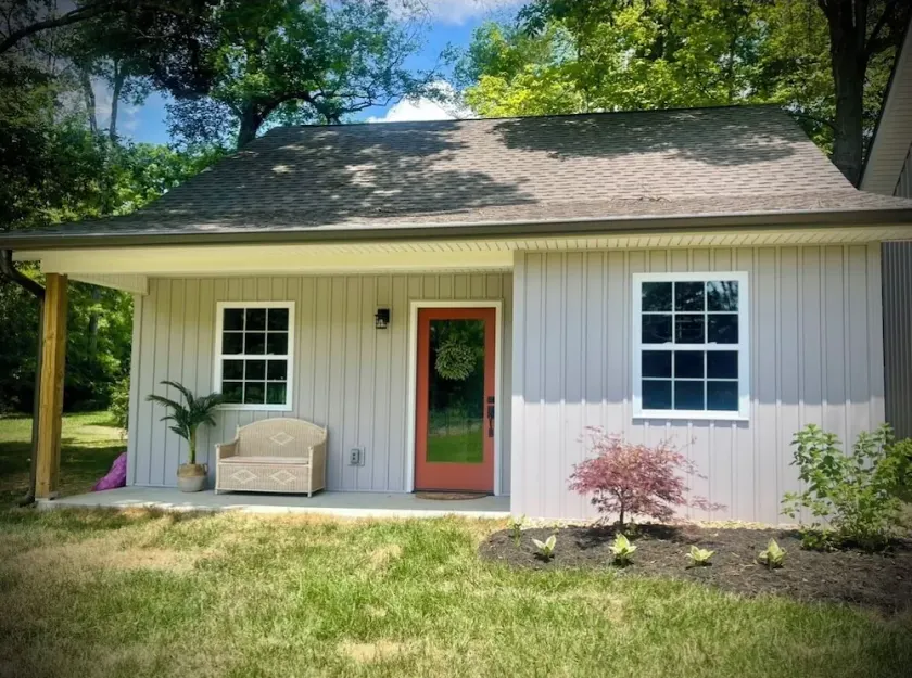 Guest Cottage with a BoHo Vibe - Image 1