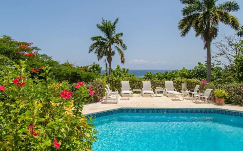 Bluebird Luxury villa - Image 1