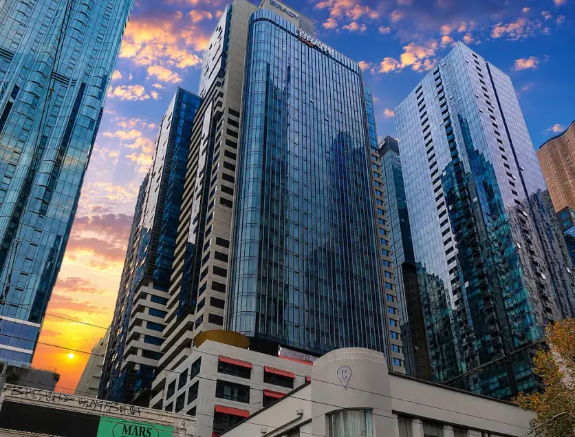 Brady Hotels Elizabeth Street - Image 1