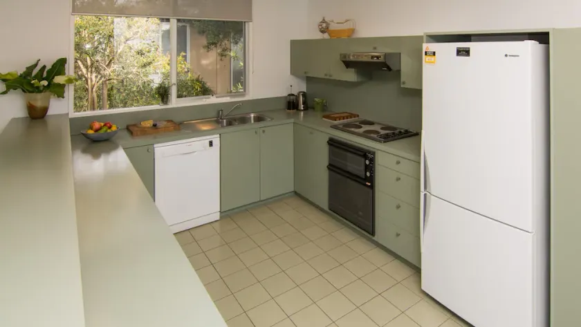24 Victor St - Old Point Lonsdale - Image 1