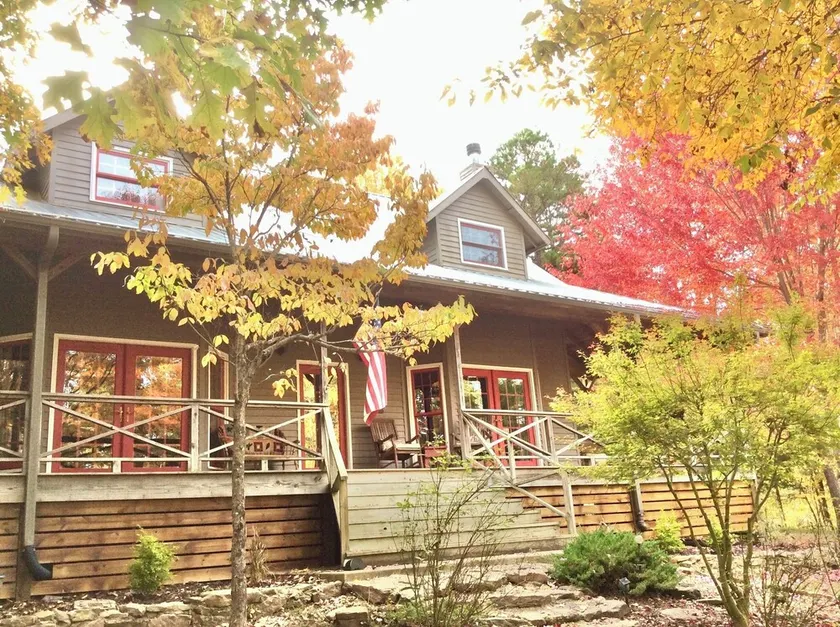 Buffalo River Farmhouse - KUN 2 MILES TIL BUFFALO NATIONAL RIVER !! - Image 1