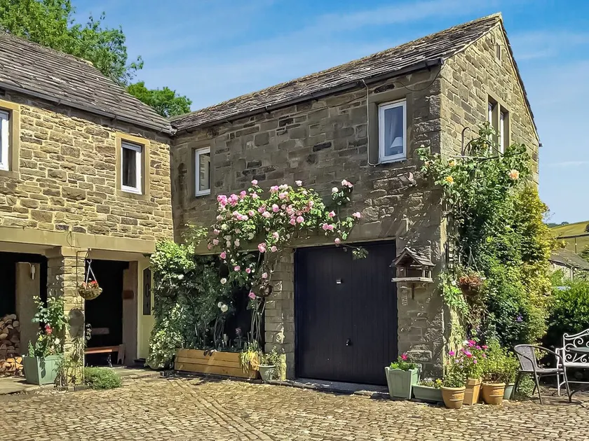 2 bedroom accommodation in Burnsall, near Skipton - Image 1
