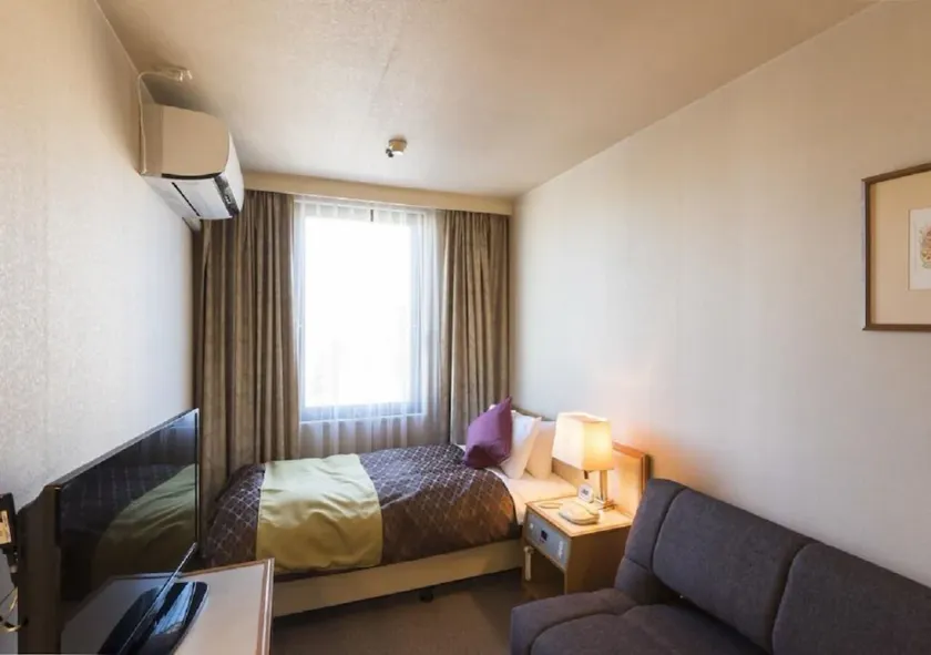 Nonsmoking Single with sofa Slightly larger roo / Uozu Toyama - Image 1