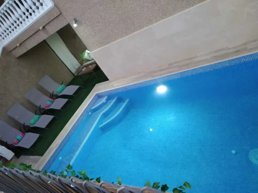 Villa avec piscine privée, wif, air conditionné, 12 km de belles plages. - Image 1