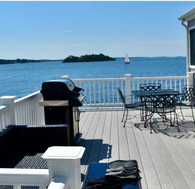 Waterfront House With Panoramic Views - Image 1