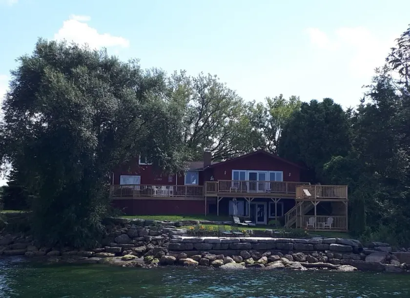 DAS GANZE JAHR - SEEHAUS AM ONTARIO-SEE NY-SPIELE ZIMMER-HOTTUB-KAMIN-HAUSTIERFREUNDLICH - Image 1