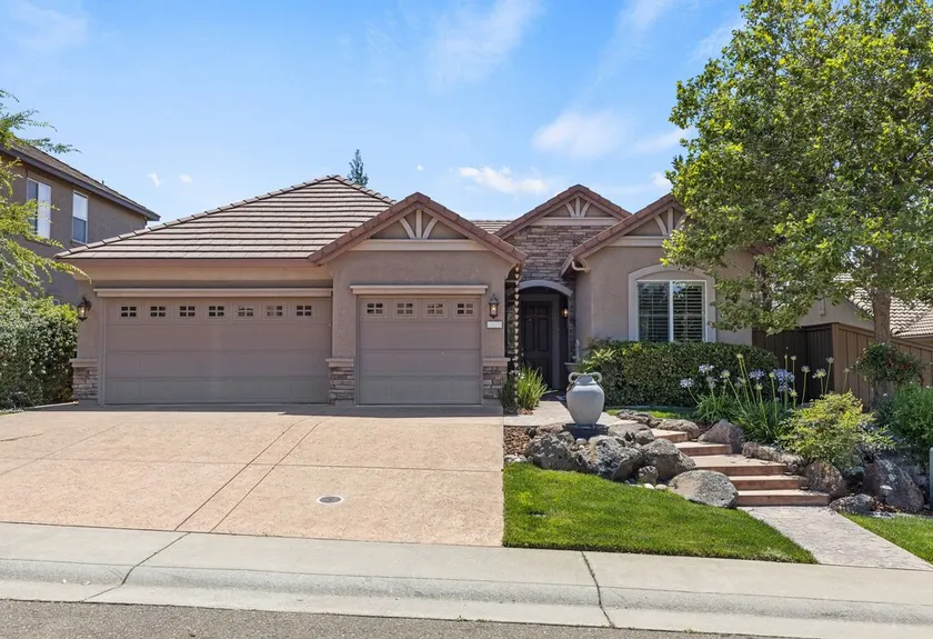Elegant and Spacious Luxury Folsom Home, 3 BD/2BA - Image 1