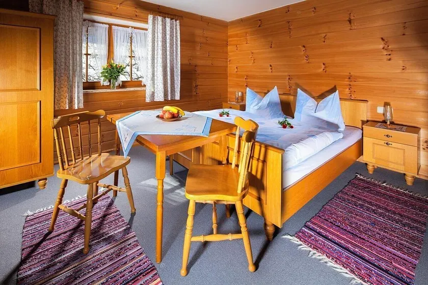 Ferienwohnung 1 für 2-5 Personen - Image 1