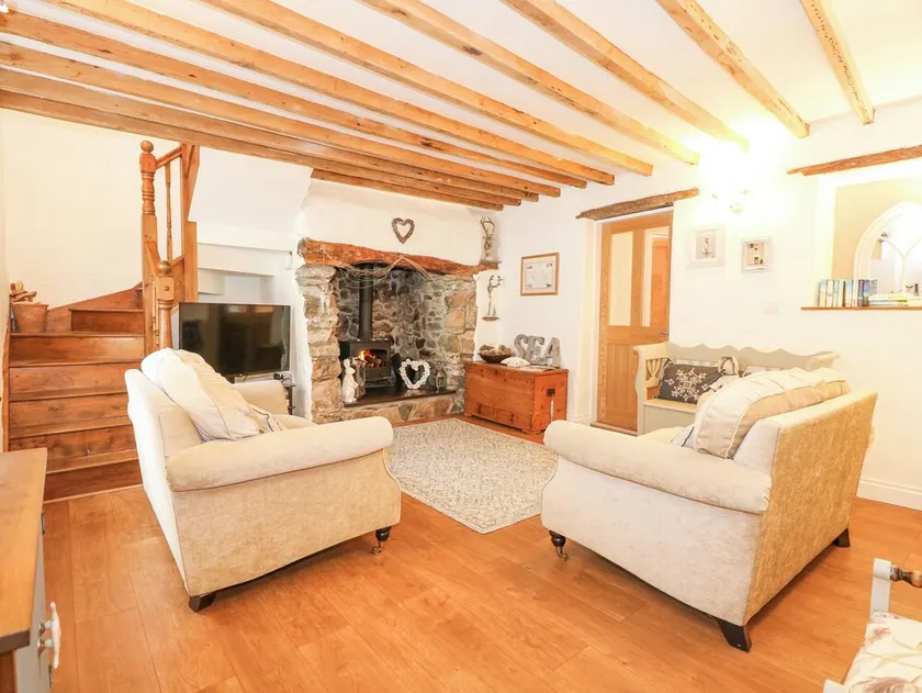 Bramley Cottage - Image 1