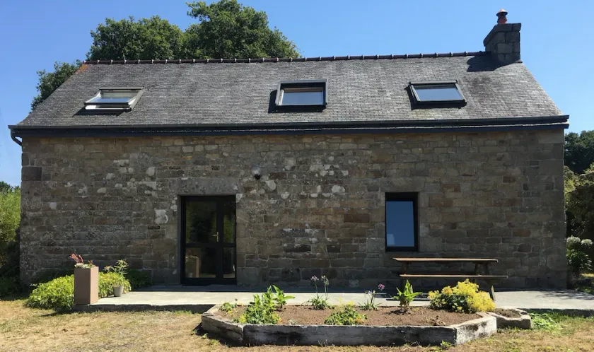 Maison en Granit Typique Rénovée - Image 1