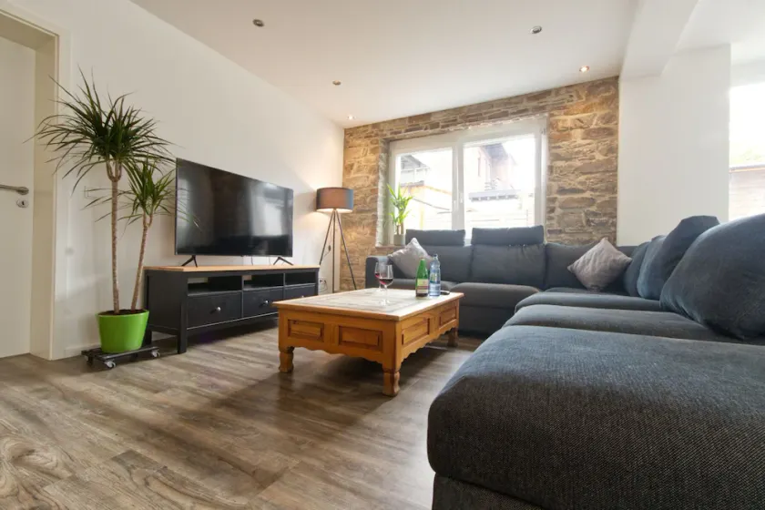 Gemütliche, Große, Zentrale Ferienwohnung im Ortskern - Image 1