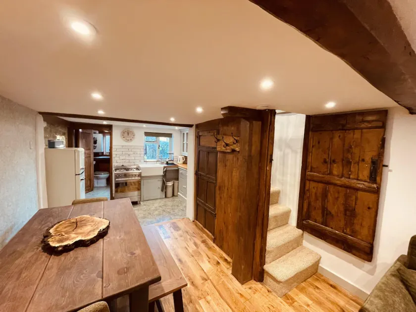 Charming Cottage Sleeps 4 With Sauna - Image 1