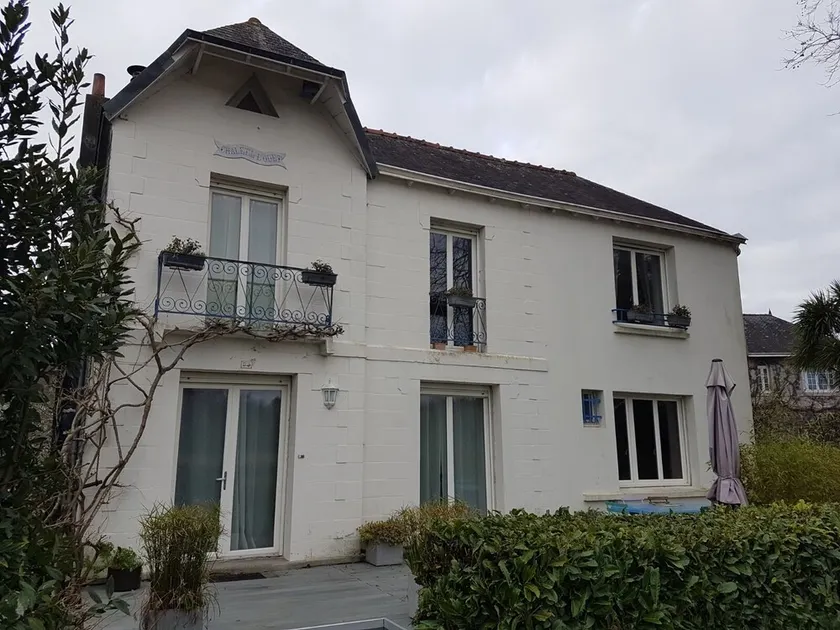 Quimper- Feet in the water for this vacation home - 6 bedrooms - Image 1