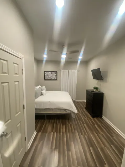 3 bedroom home located within a mile from downtown - Image 1
