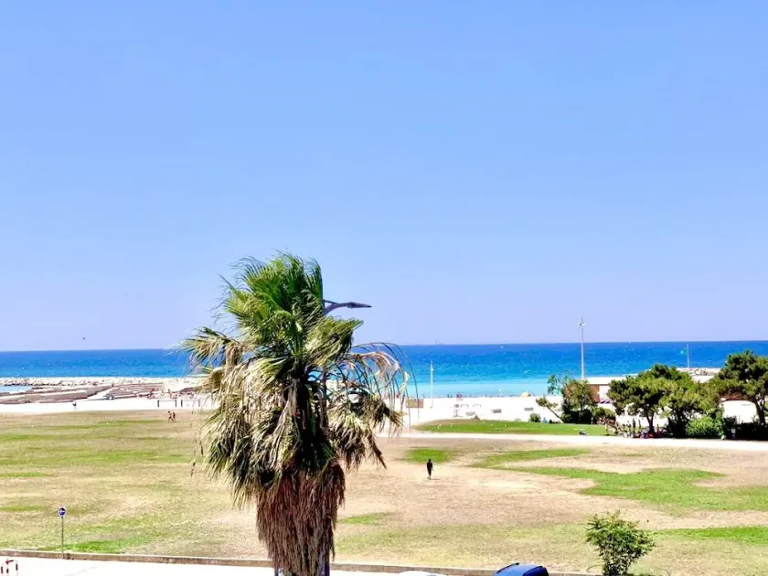 Fenêtre sur mer - Image 1