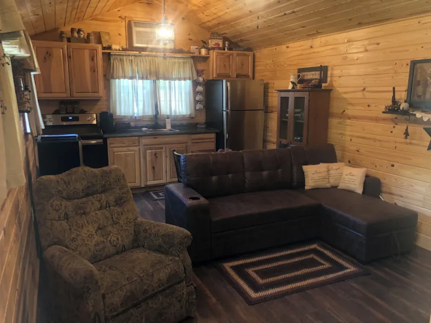 Country Cabin in the Woods - Image 1