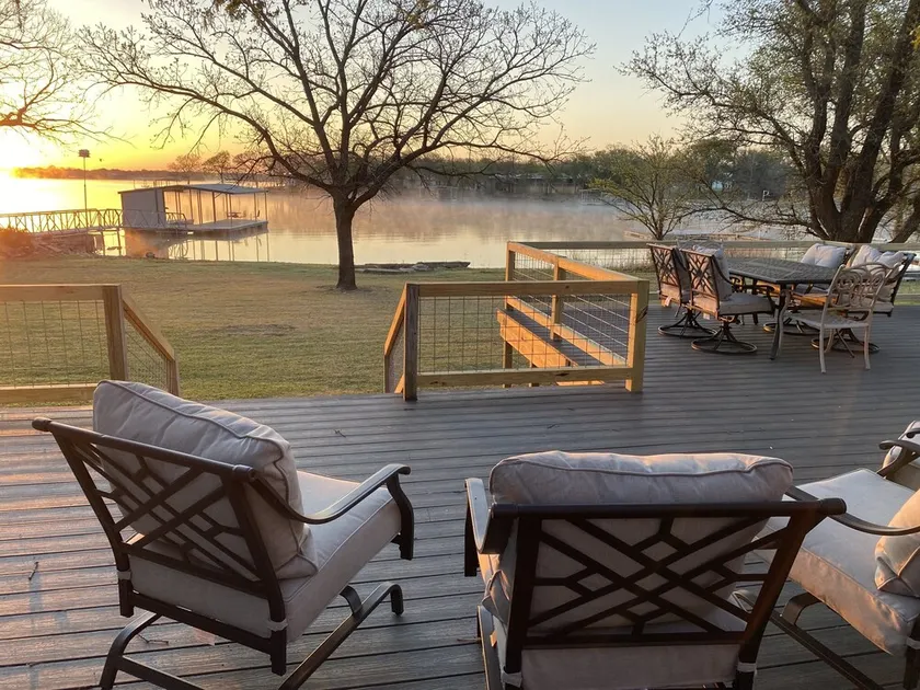 Quiet lakefront home. on Lake Leon, Eastland TX.  90 min to Fort Worth. - Image 1