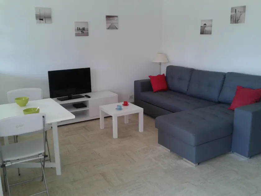F3 WOHNUNG DIREKT AM MEER - Image 1