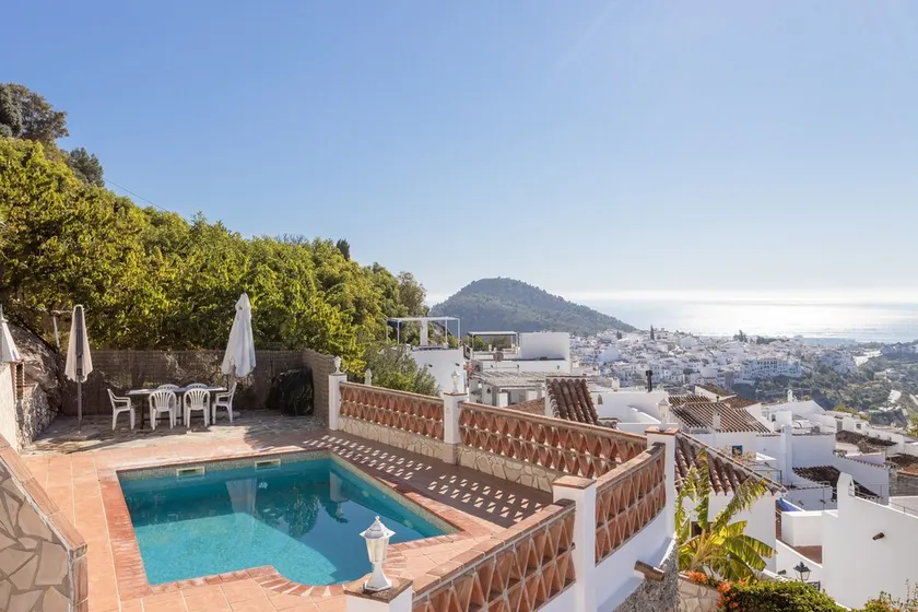 Maison de vacances \"Casa Rural Villena\" avec vue sur la mer, Wi-Fi, piscine et terrasse - Image 1