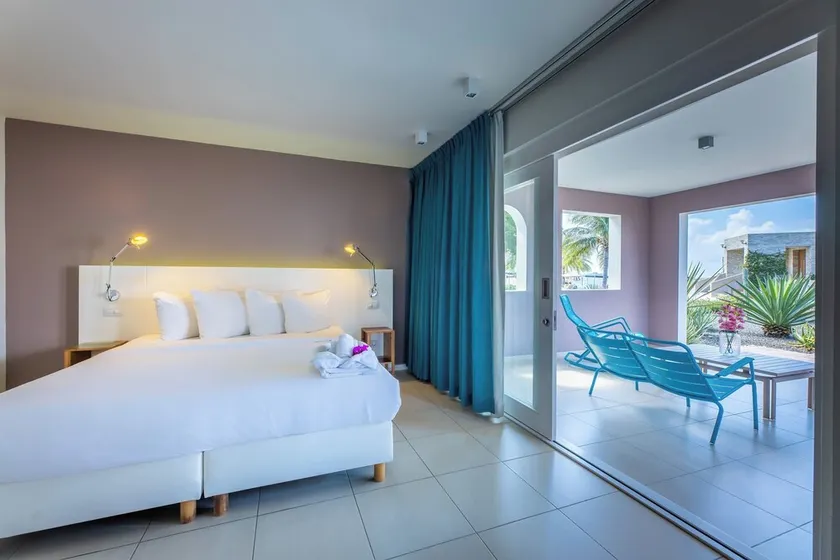 Garden View Deluxe Suite - Image 1