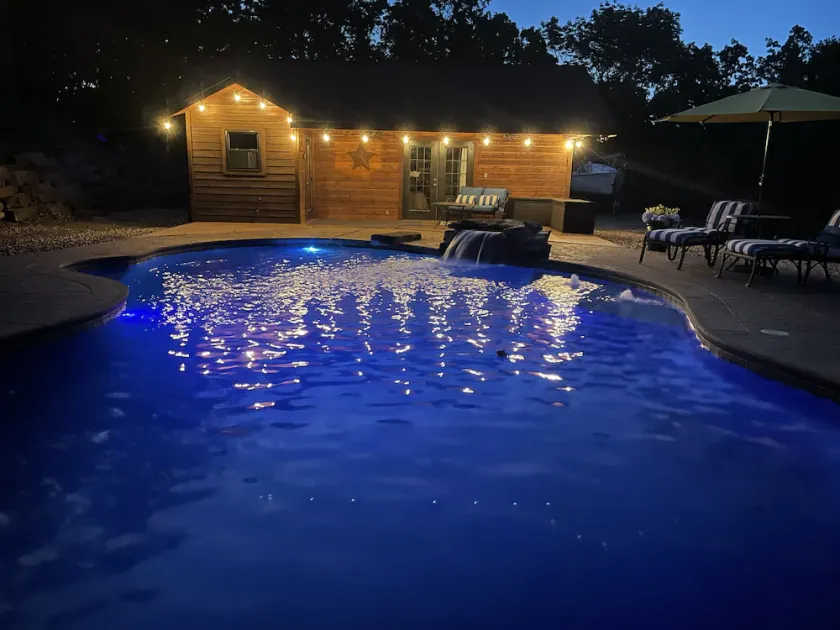 Beautiful family home with panoramic views of Lake Tenkiller  - Image 1