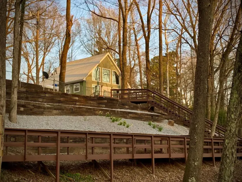 Riverbend Serenity Cabins - Image 1