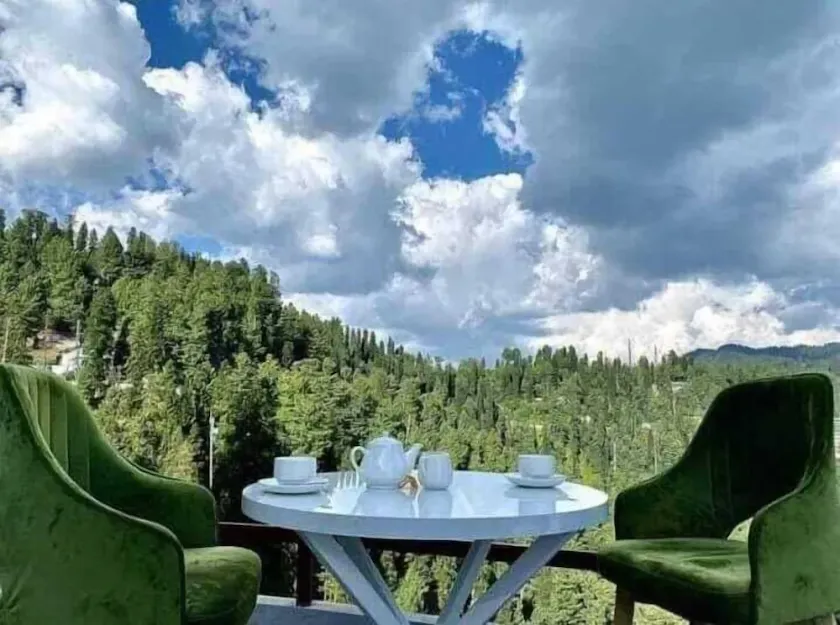 Nathia Gali Relax Inn Hotel - Image 1