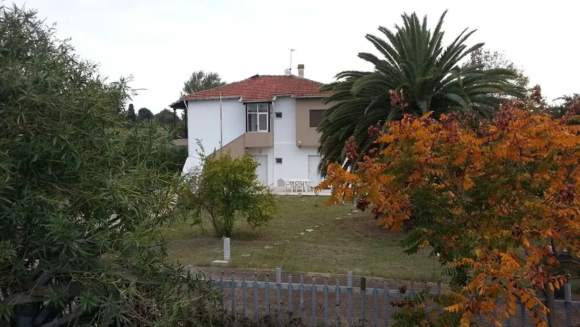 FAMILLE MAISON DE VACANCES POUR LOUER DANS BELLE HALKDIKI, GRÈCE - Image 1