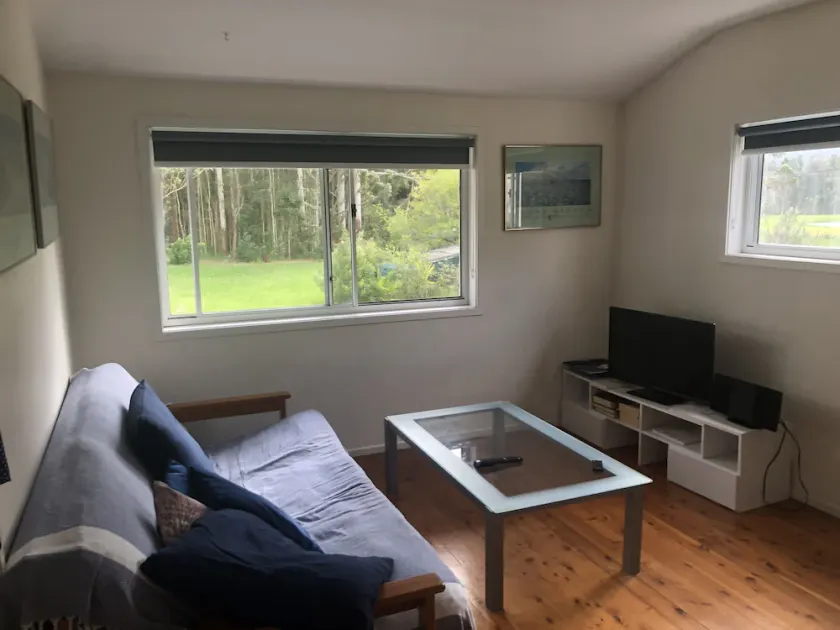 Self Contained Apartment - Image 1