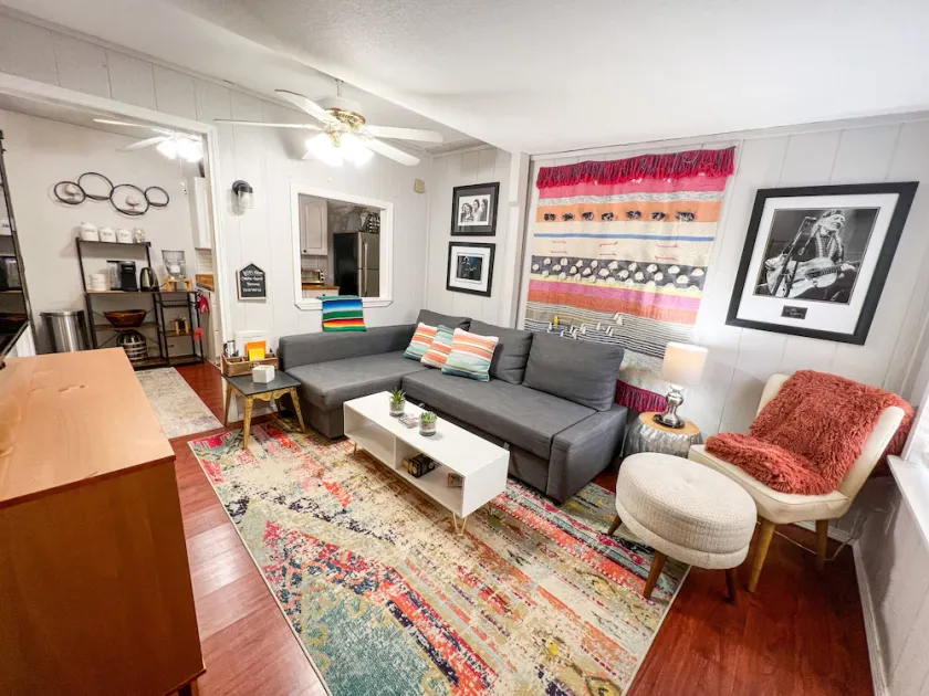 Cozy Hill Country Casita w/ pool, firepit - pet-friendly! - Image 1