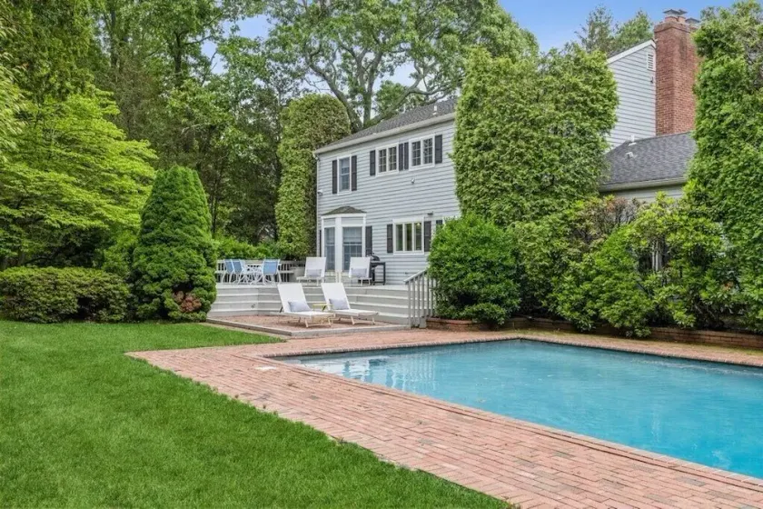 Newly Renovated Southampton Getaway House - Image 1