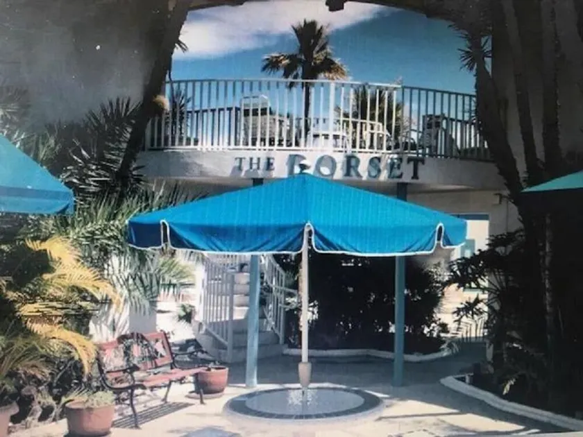 Mittemot Lido Beach Pavillon, 1 sovrum, 1 BA w / pool. - Image 1